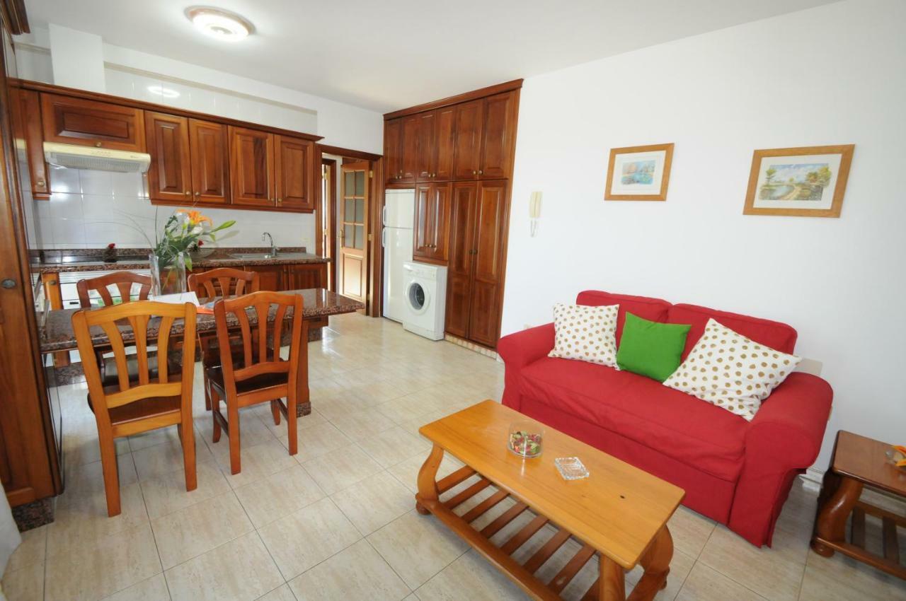 Apartamentos Edalmar Frontera Exterior photo